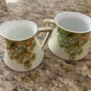 Vintage Grape Design Creamer and Sugar Set